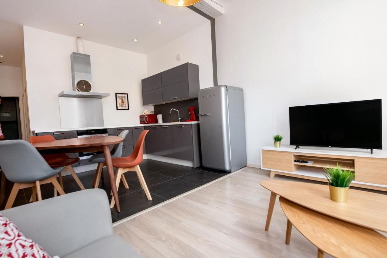 Les Cerisiers - Appart De Standing A Namur Centre Luaran gambar